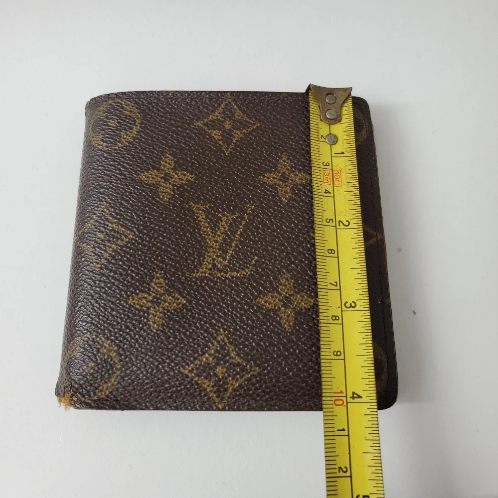 Authentic Louis Vuitton Wallet